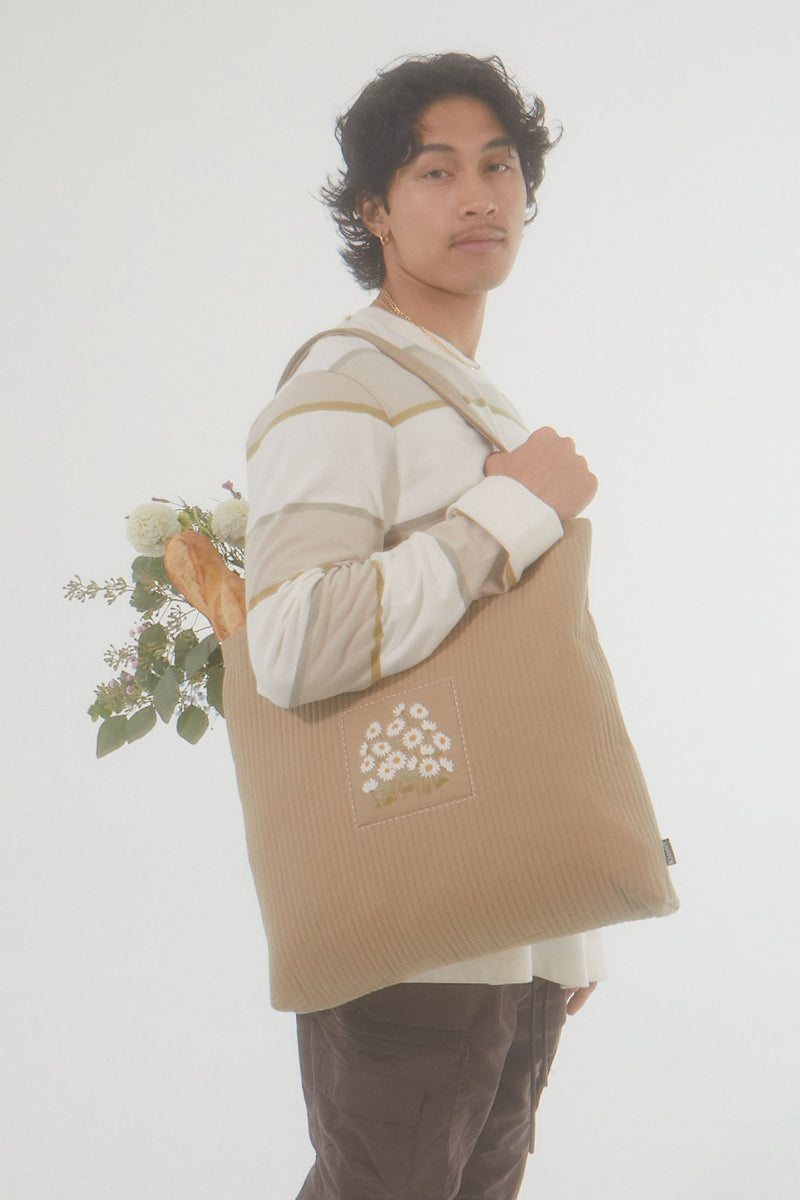 KKOT TOTE | FAWN PATCH DAISY